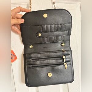Intiale Black Flat Card Purse With Gold Chain